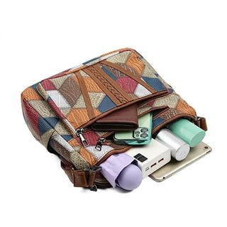 FLAIR / PATCHWORK-ELEGANZ – EINZIGARTIGE TASCHE MIT KÜNSTLERISCHEM FLAIR