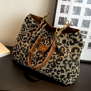 Lisanne | LUXURIÖSE UMHÄNGETASCHE MIT LEOPARDENMUSTER